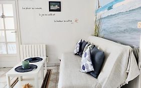 LA PLAYA - VILLA ST LAURENT - Grand Studio avec espace nuit et parking privatif - 40 mètres de la Promenade Marcel Proust
